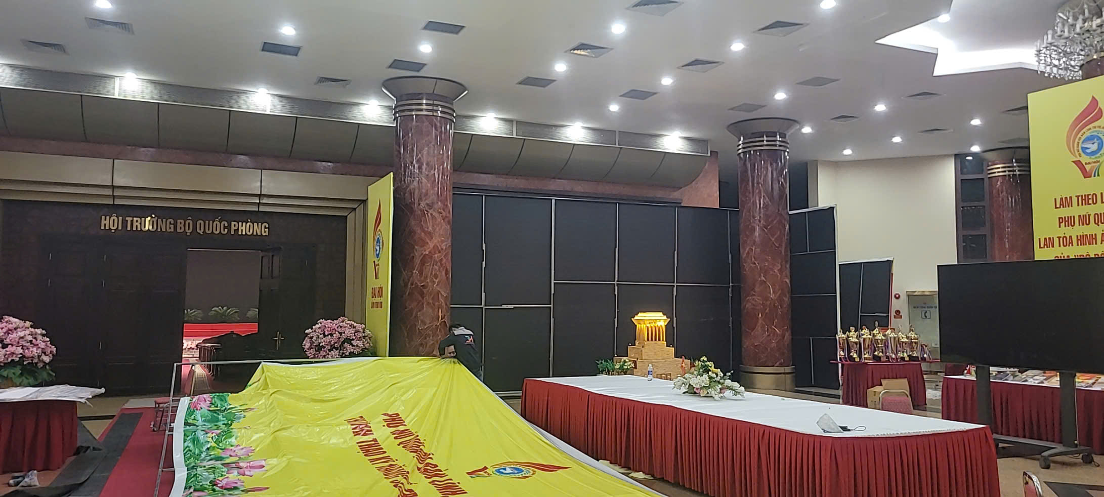 z7366796861577_6e7cc22ac47f395920930432859c8b2c